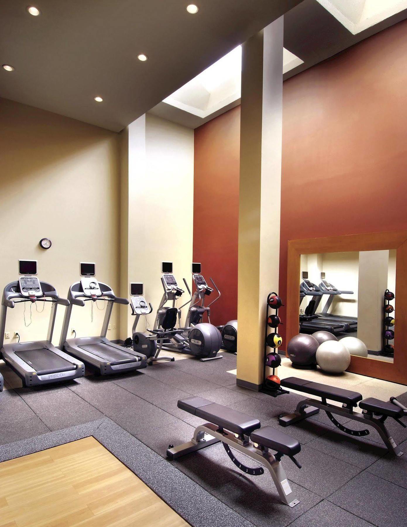 Embassy Suites Brunswick Fasiliteter bilde