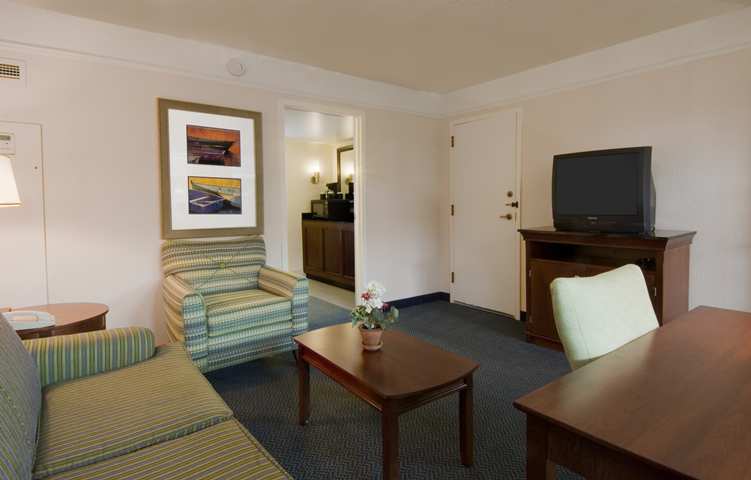 Embassy Suites Brunswick Rom bilde